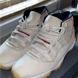 Jordan 11 Platinum Sail (10.5 Men )